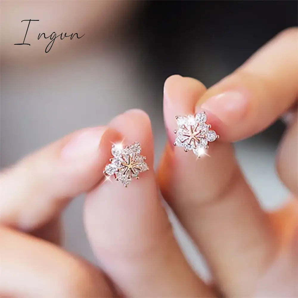 Crystal Zircon Snowflake Stud Earrings For Women Shiny Rhinestone Charm Earring Girls Christmas New