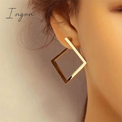 New Fashion Exaggerated Diamond Shaped Earrings For Women Exquisite Alloy Studs Sweet Elegant Party