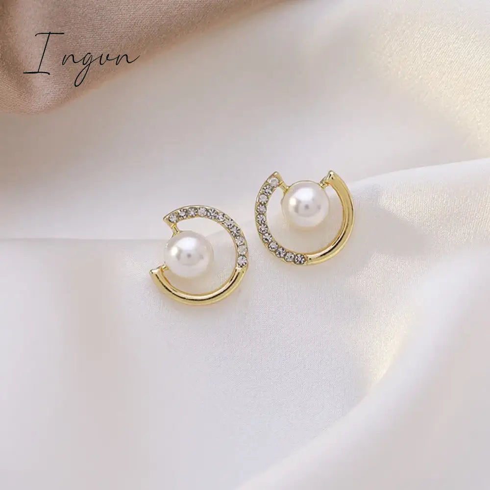 New Hollow Circle Imitation Pearl Stud Earrings For Women Zircon Cz Rhinestones Irregular Design