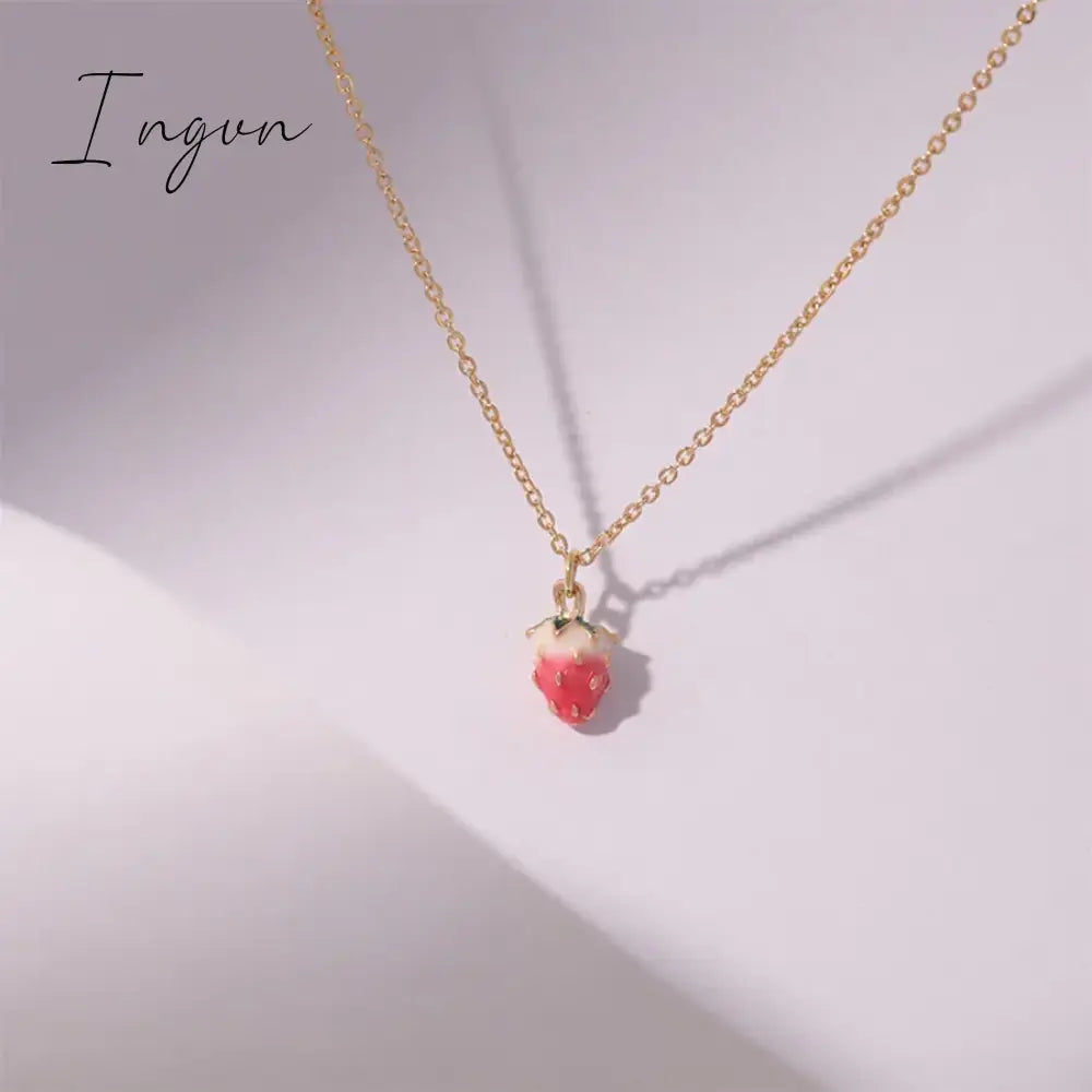 New Trendy Cute Strawberry Pendant Necklace For Women Exquisite Alloy Chain Sweet Elegant Party